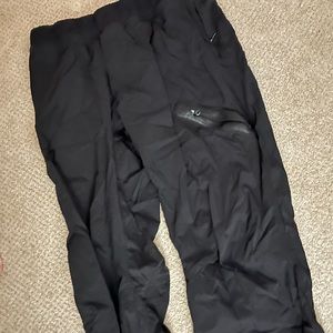 Lululemon Joggers/Track Pants